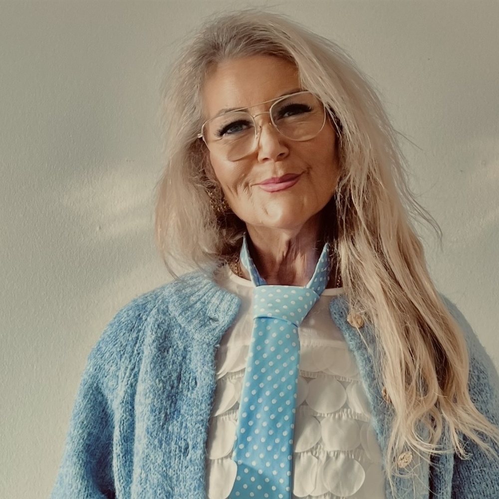 Frederikke Sommer Frederikke Sommer, rådgiver i finans og jura